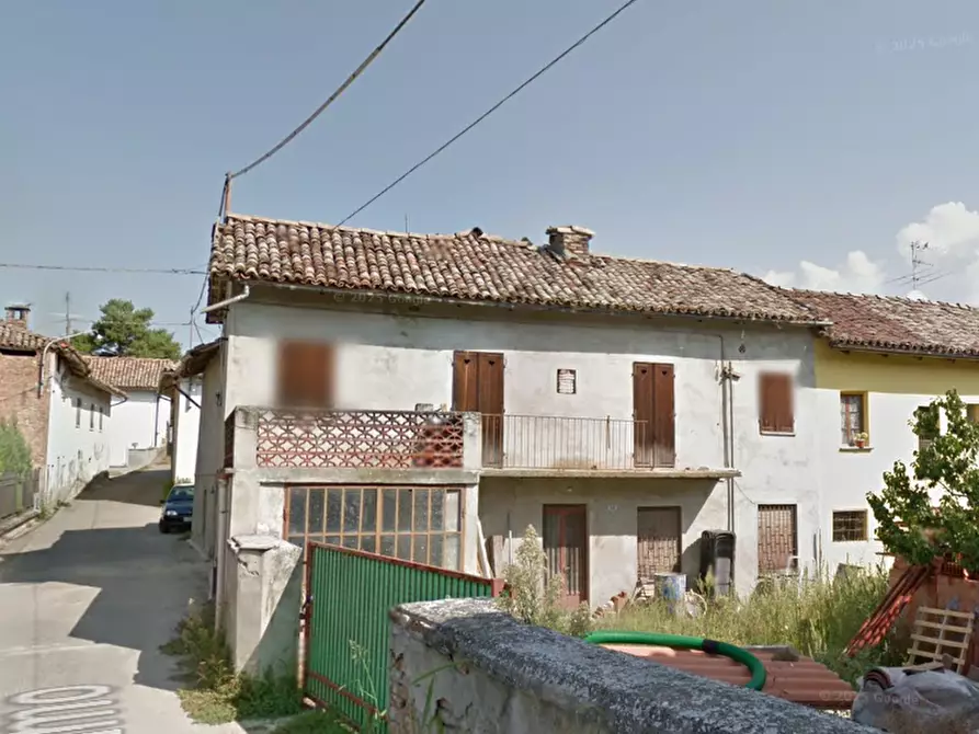 Immagine 4 di Casa indipendente in vendita  in Via Olmo a Castagnole Delle Lanze