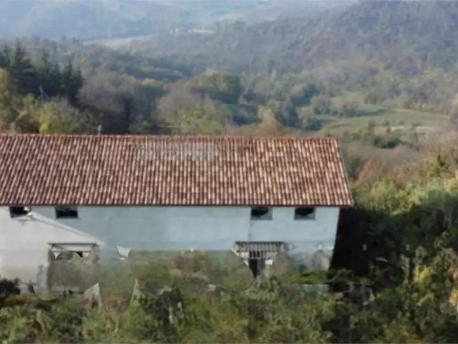 Immagine 1 di Stabile in vendita  in Strada Provinciale 18 a Cocconato