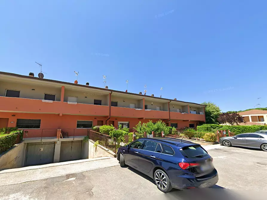 Immagine 5 di Appartamento in vendita  in Via Luigi Longo a Panicale