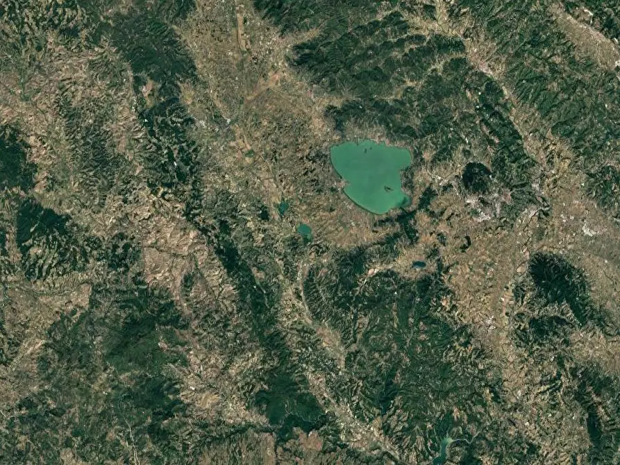 Immagine 14 di Appartamento in vendita  in Via Luigi Longo a Panicale