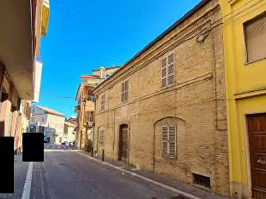 Immagine 1 di Casa indipendente in vendita  in Via Patrioti a Monte Urano