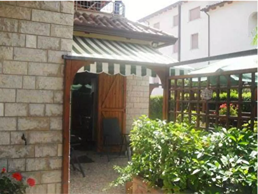 Immagine 8 di Appartamento in vendita  in Via Giordano Bruno a Gualdo Tadino