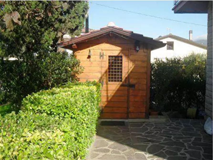 Immagine 10 di Appartamento in vendita  in Via Giordano Bruno a Gualdo Tadino