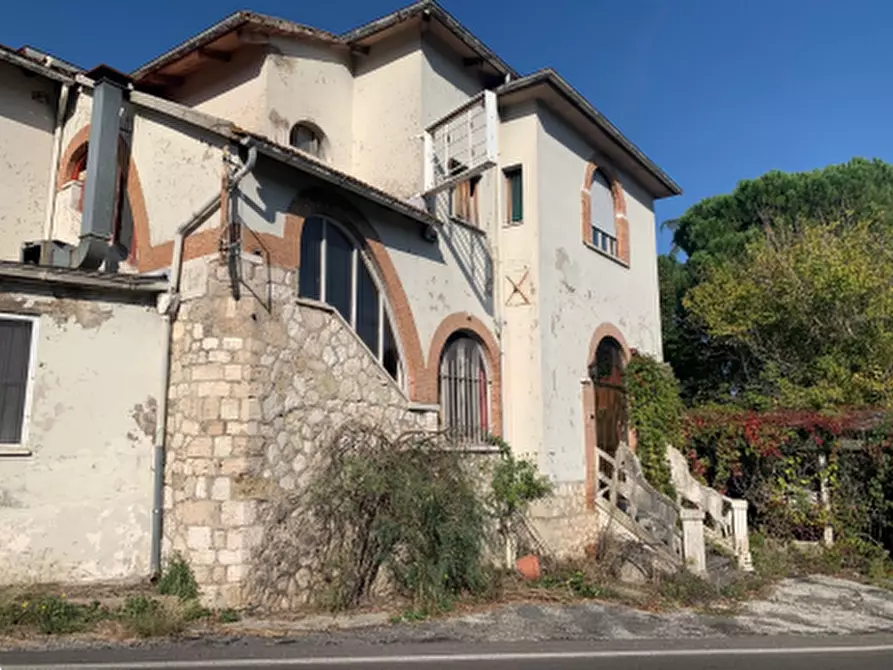 Immagine 1 di Negozio in vendita  in via Flaminia Romana a Narni