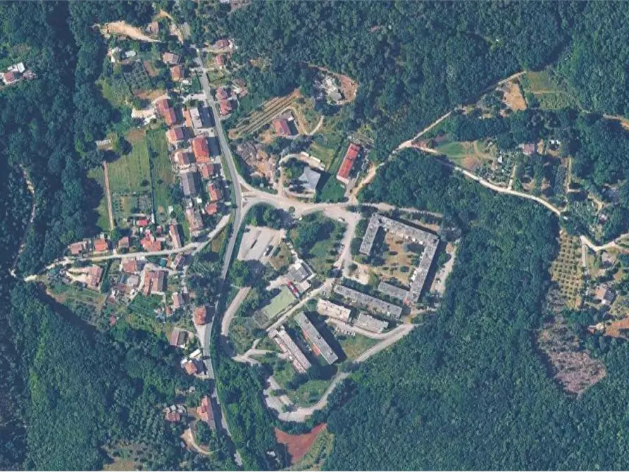 Immagine 16 di Negozio in vendita  in via Flaminia Romana a Narni