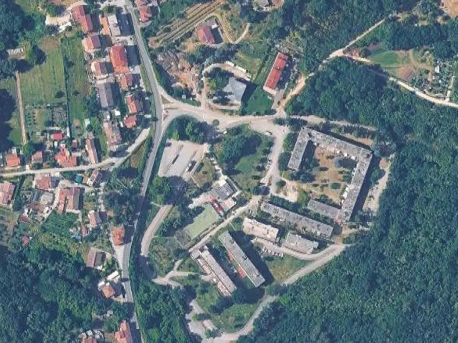 Immagine 17 di Negozio in vendita  in via Flaminia Romana a Narni