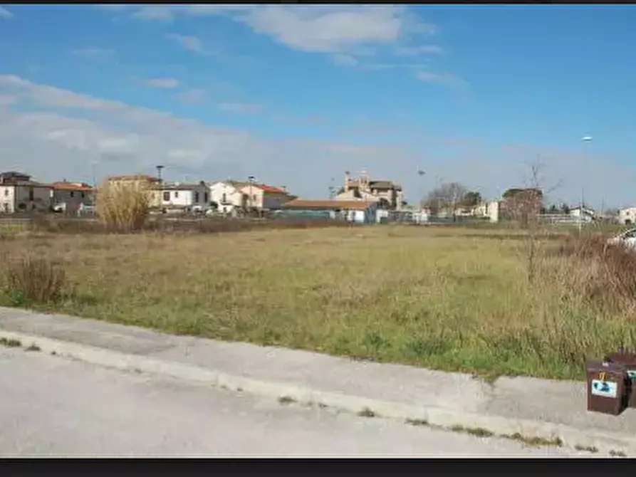 Immagine 7 di Terreno edificabile in vendita  in Via Maceratola  a Foligno