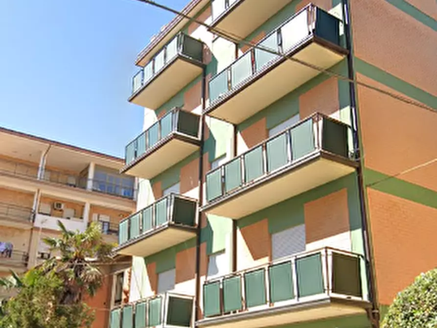 Immagine 9 di Ufficio in vendita  in Via Palestro  a Porto Sant'elpidio