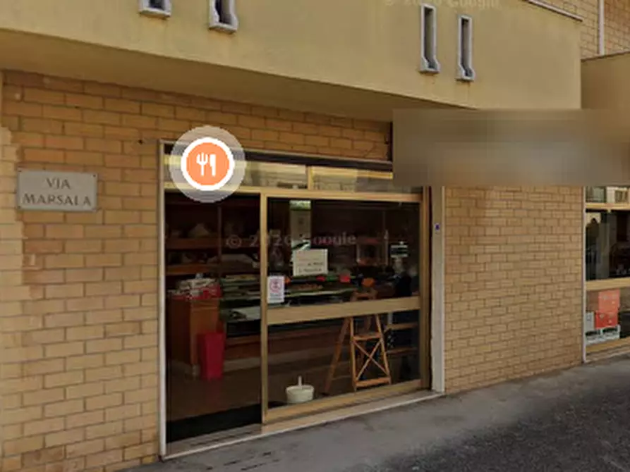 Immagine 5 di Negozio in vendita  in Via Teano a Sant'elpidio A Mare
