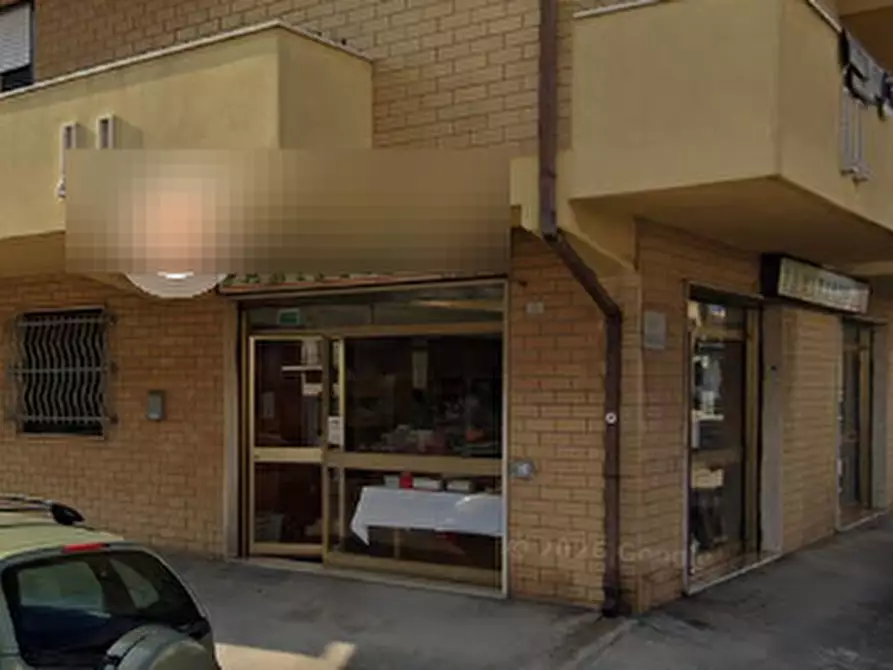 Immagine 7 di Negozio in vendita  in Via Teano a Sant'elpidio A Mare