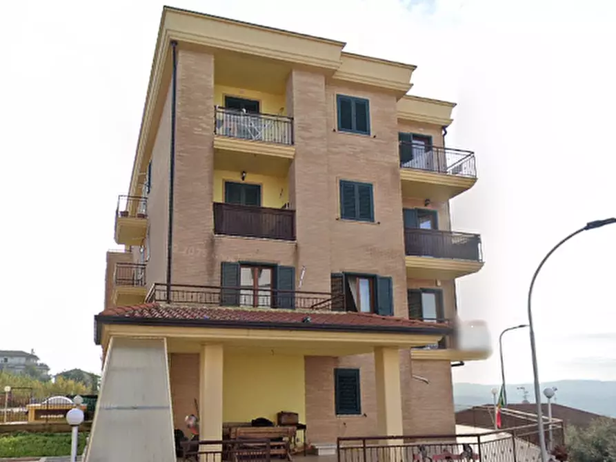 Immagine 6 di Appartamento in vendita  in Via della Resistenza a Montegranaro