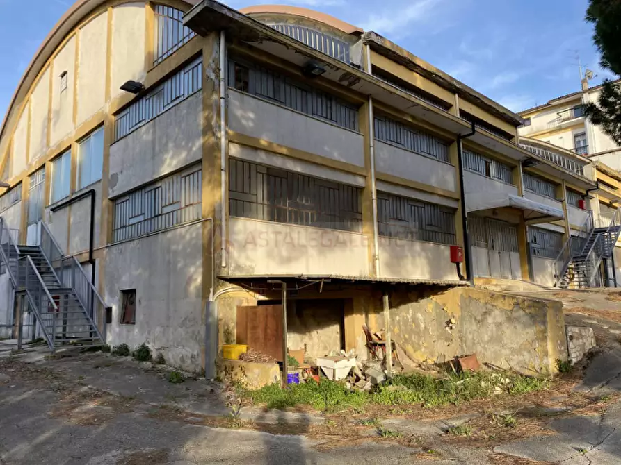 Immagine 3 di Laboratorio in vendita  in Via Lombardia  a Sant'elpidio A Mare