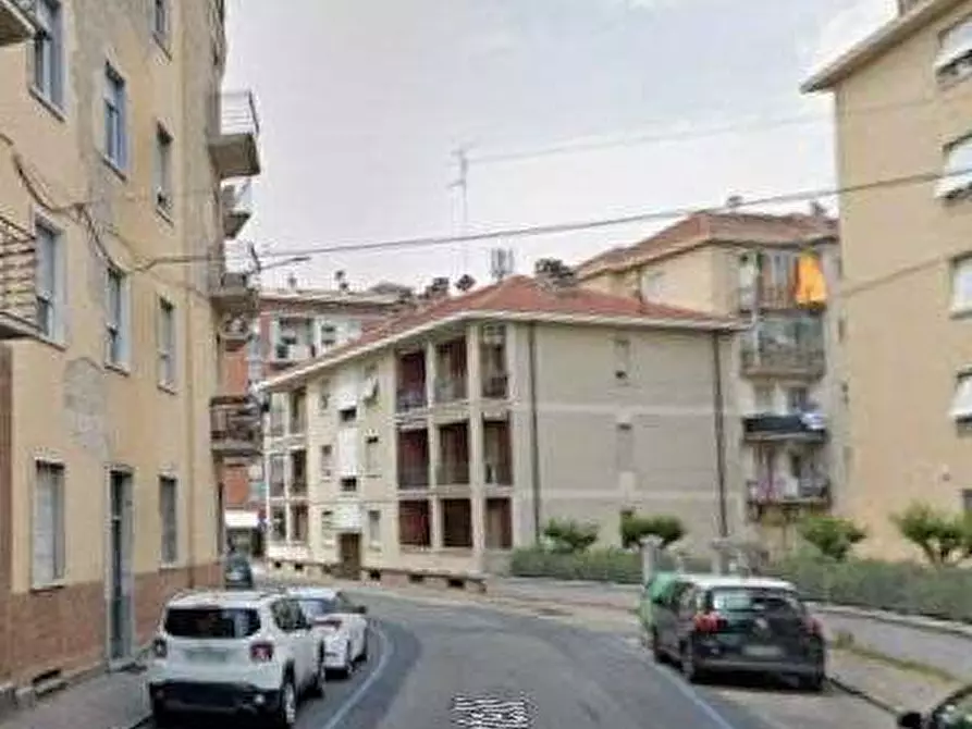 Immagine 4 di Appartamento in vendita  in Via F.lli Olivero a Asti