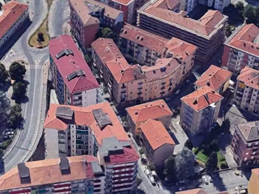 Immagine 11 di Appartamento in vendita  in Via F.lli Olivero a Asti