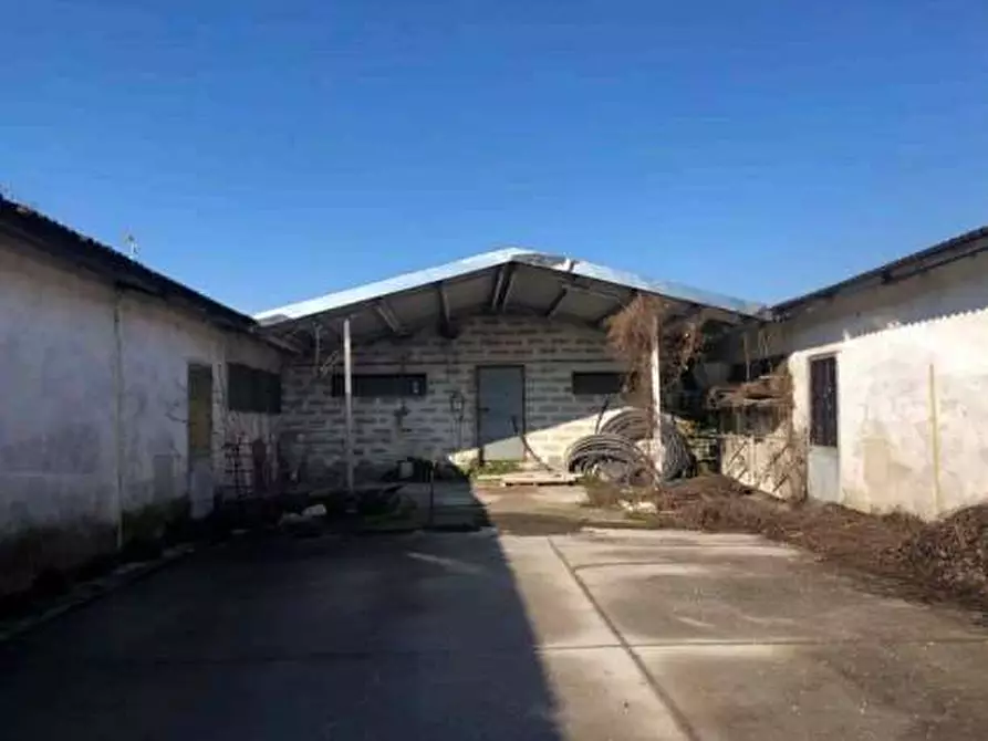 Immagine 1 di Capannone industriale in vendita  in Strada Gandine a Ghedi
