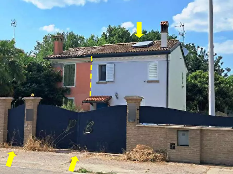 Immagine 1 di Casa indipendente in vendita  in Via Rossetta Punta a Fusignano