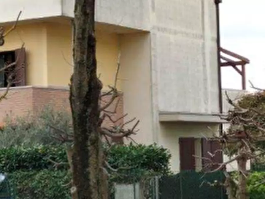 Immagine 11 di Casa indipendente in vendita  in Via Ortali a Forli'