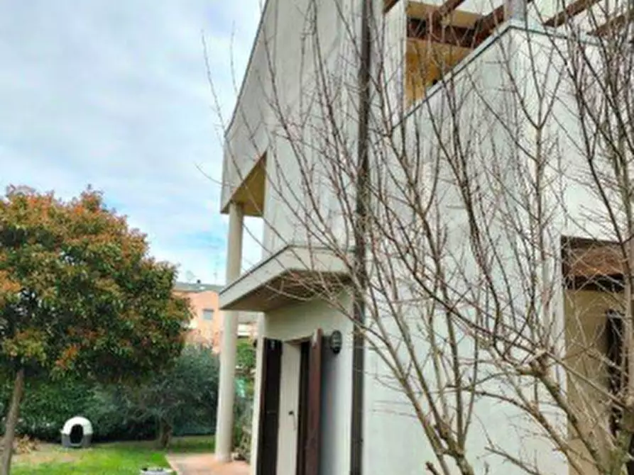 Immagine 3 di Casa indipendente in vendita  in Via Ortali a Forli'