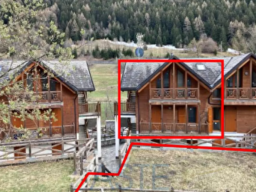 Immagine 2 di Appartamento in vendita  in Via Ettore Calvelli a Ponte Di Legno