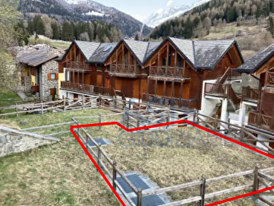 Immagine 4 di Appartamento in vendita  in Via Ettore Calvelli a Ponte Di Legno