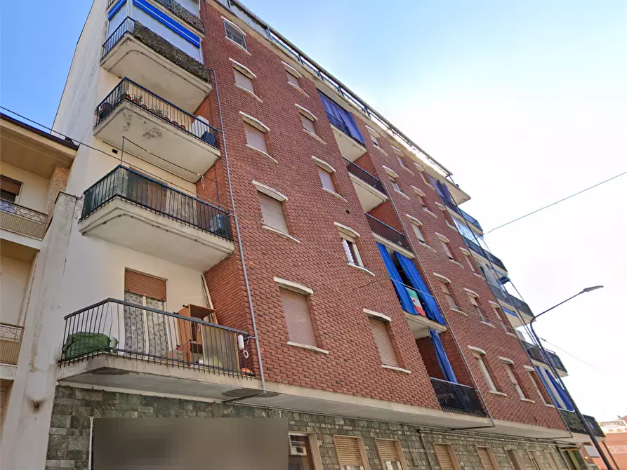 Immagine 9 di Appartamento in vendita  in Corso Casale a Asti