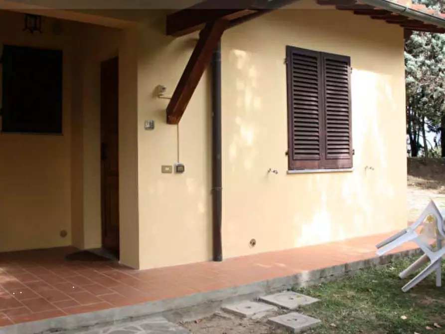 Immagine 9 di Stabile in vendita  in Via Montelfi a Figline Valdarno