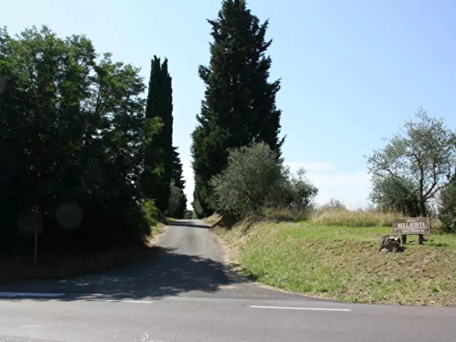 Immagine 12 di Stabile in vendita  in Via Montelfi a Figline Valdarno