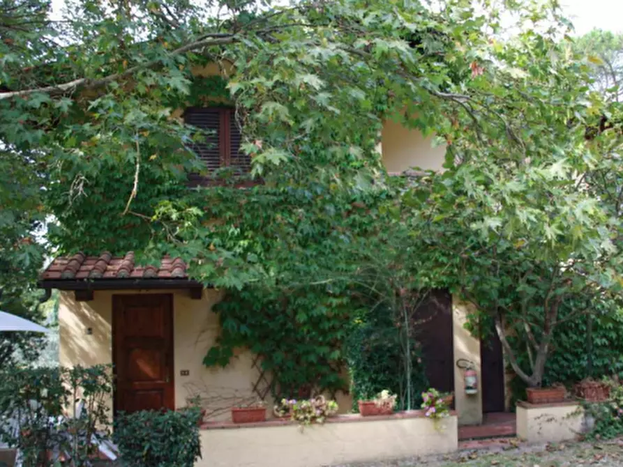 Immagine 18 di Stabile in vendita  in Via Montelfi a Figline Valdarno