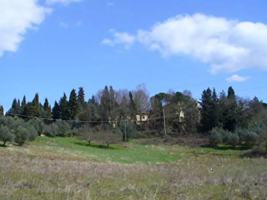 Immagine 24 di Stabile in vendita  in Via Montelfi a Figline Valdarno