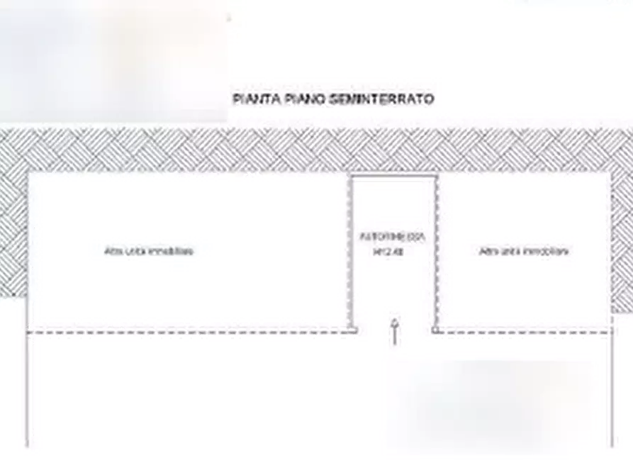 Immagine 7 di Garage in vendita  in Strada Gherzi a Canelli