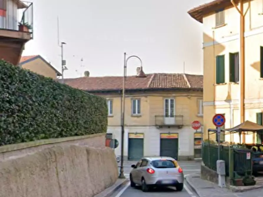 Immagine 3 di Posto auto in vendita  in Morganti a Lesmo