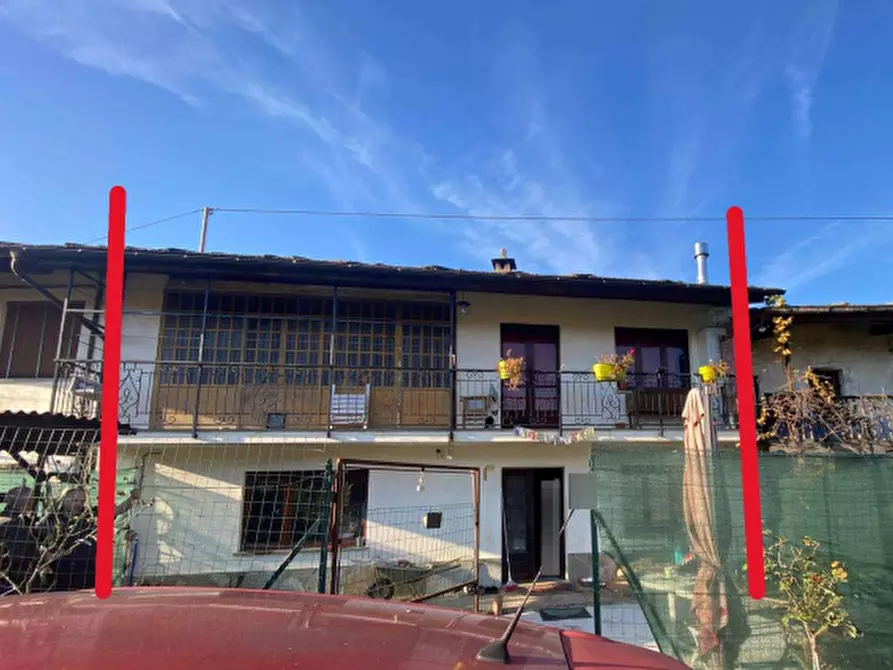 Immagine 5 di Porzione di casa in vendita  in Via Serra  a Bagnolo Piemonte