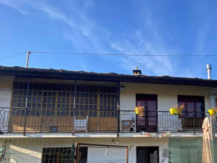 Immagine 2 di Porzione di casa in vendita  in Via Serra  a Bagnolo Piemonte