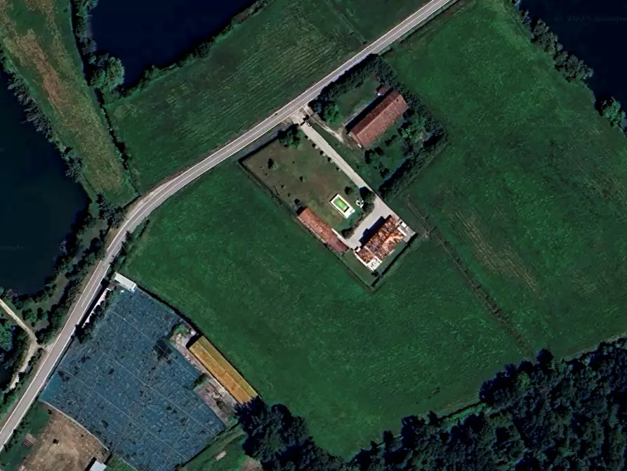 Immagine 14 di Villa in vendita  in Strada Soave a Marmirolo