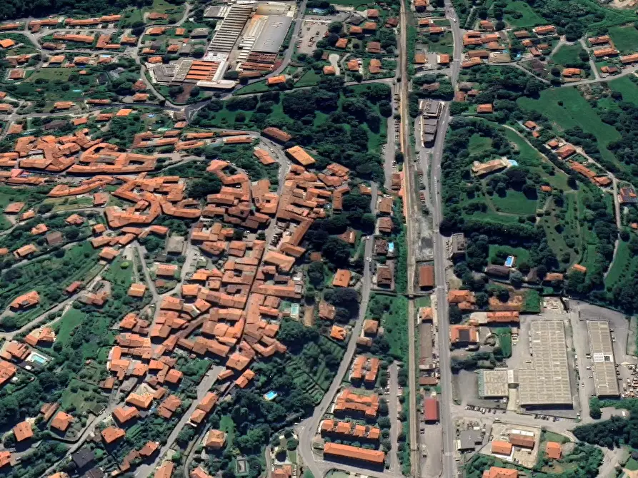 Immagine 9 di Appartamento in vendita  in Via C. Battisti a Gemonio