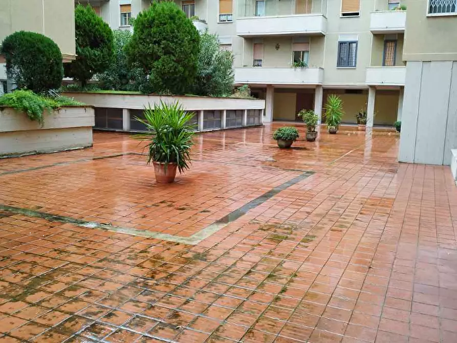 Immagine 6 di Appartamento in vendita  in Via delle Panche a Firenze