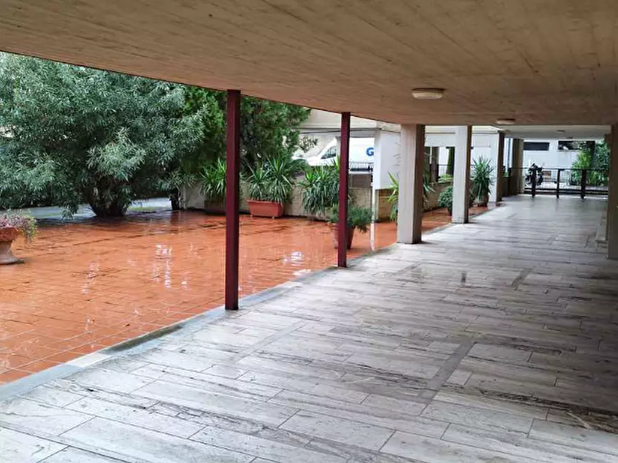 Immagine 7 di Appartamento in vendita  in Via delle Panche a Firenze