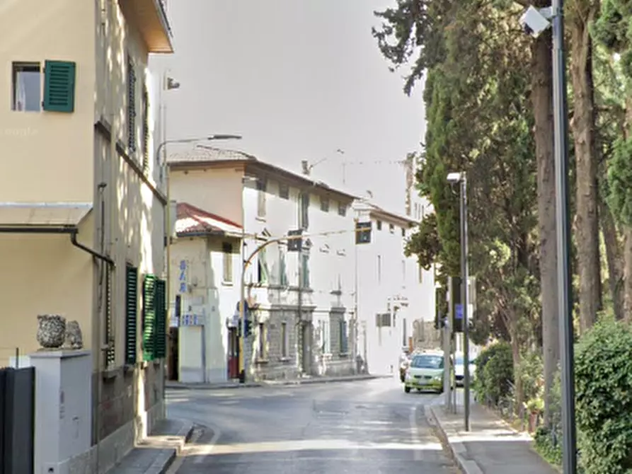 Immagine 10 di Appartamento in vendita  in Via delle Panche a Firenze