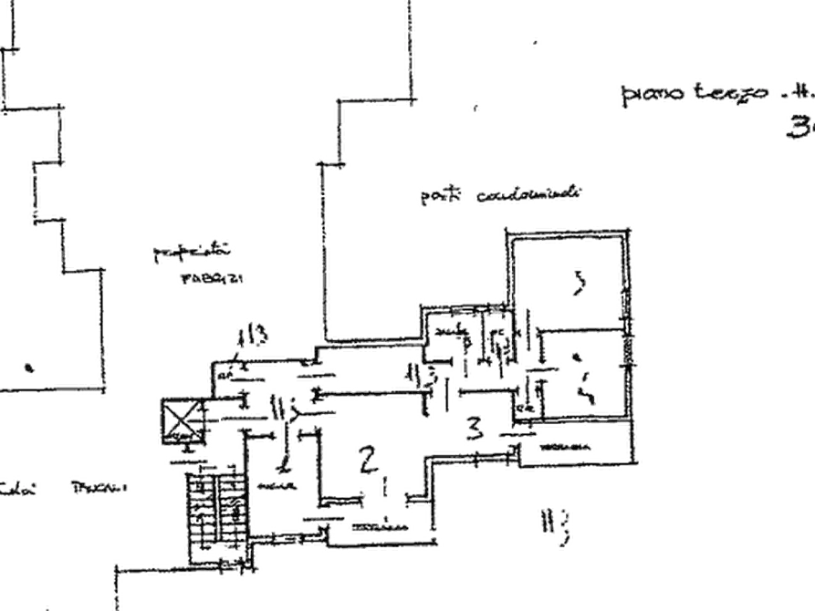 Immagine 25 di Appartamento in vendita  in Via delle Panche a Firenze