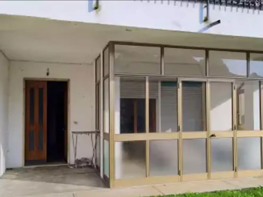 Immagine 4 di Appartamento in vendita  in Via Rigoletto a Castegnero