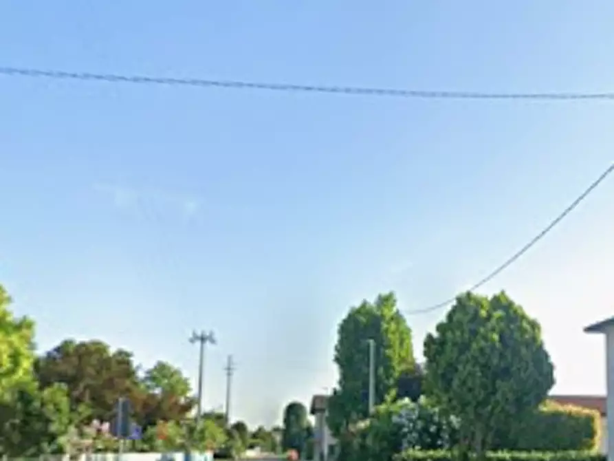 Immagine 10 di Appartamento in vendita  in Via Rigoletto a Castegnero