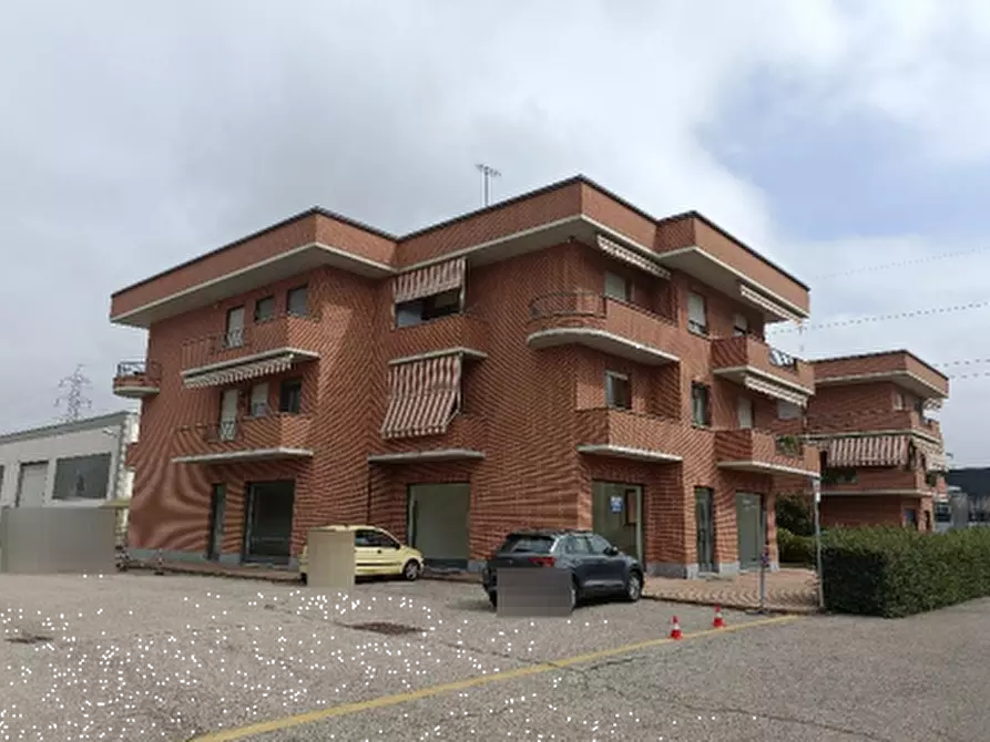 Immagine 1 di Appartamento in vendita  in Corso Bra  a Alba
