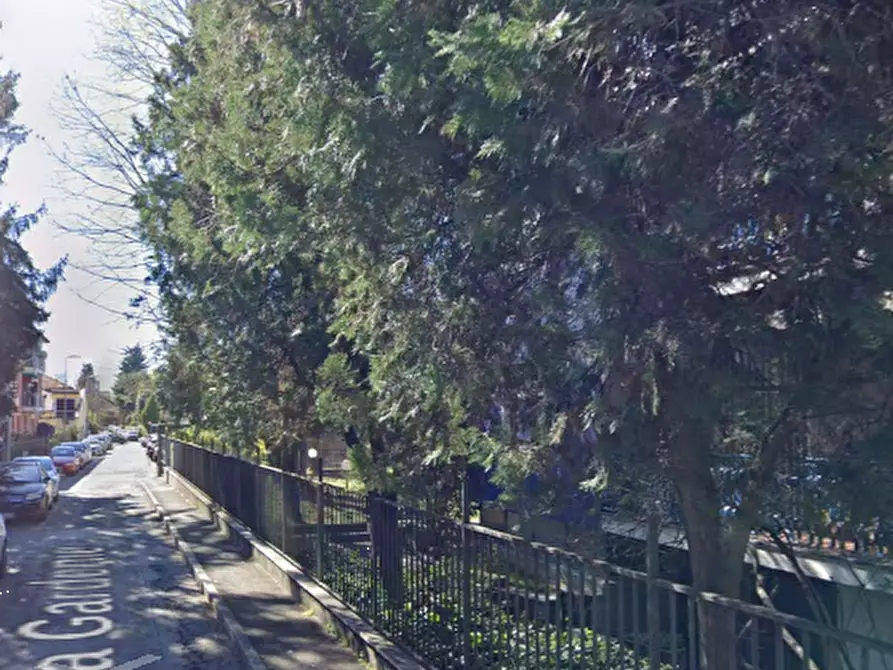 Immagine 5 di Garage in vendita  in Via Gardenie a Cusano Milanino