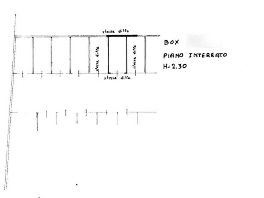 Immagine 10 di Garage in vendita  in Via Gardenie a Cusano Milanino