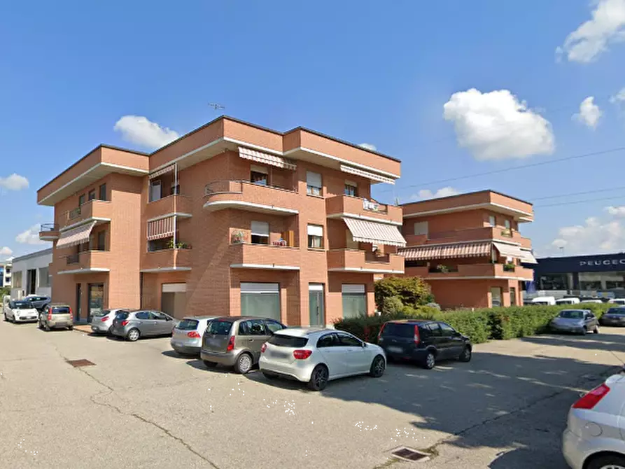 Immagine 18 di Appartamento in vendita  in Corso Bra  a Alba