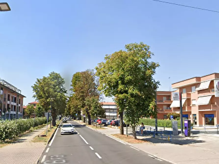 Immagine 21 di Appartamento in vendita  in Corso Bra  a Alba