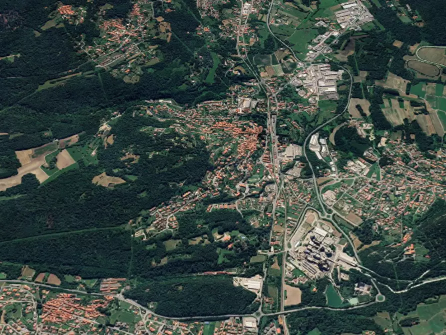 Immagine 14 di Appartamento in vendita  in Via C. Battisti a Gemonio