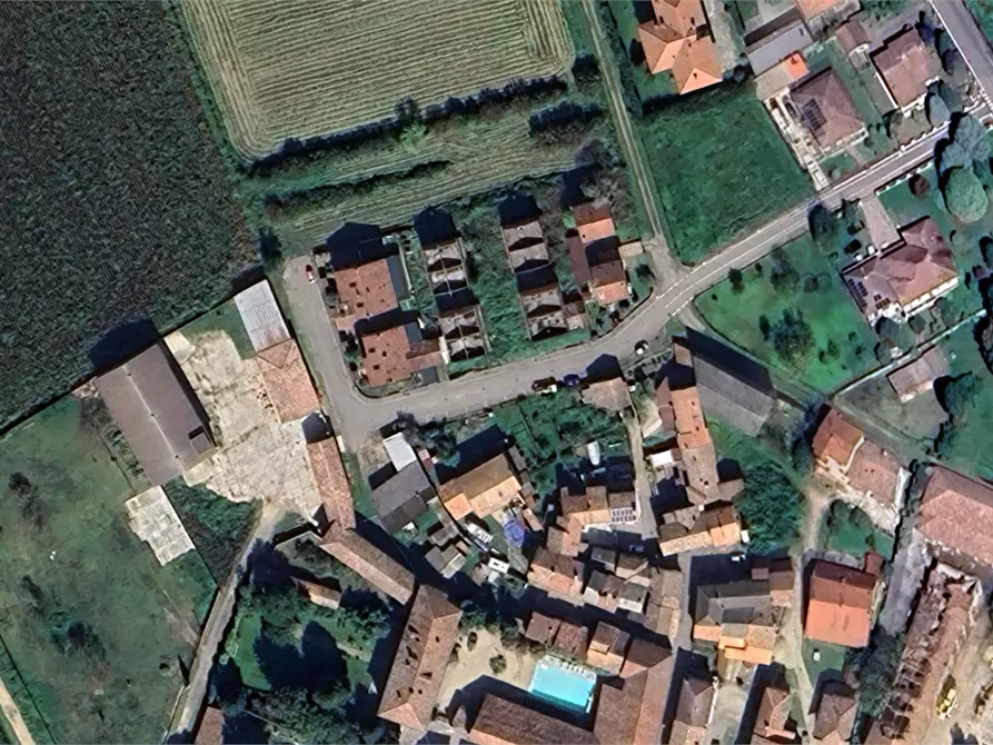 Immagine 11 di Villa in vendita  in Via Bernocchi a Trovo