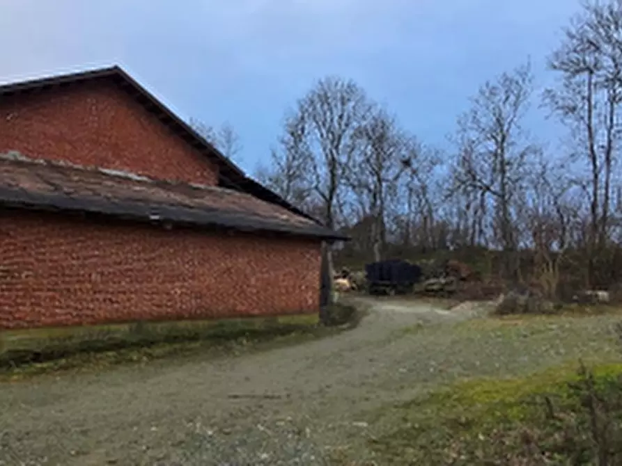 Immagine 15 di Appartamento in vendita  in Regione Paracollo  a Saluzzo