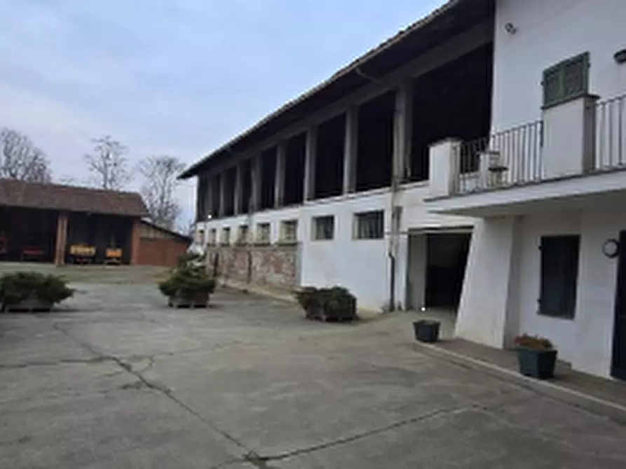 Immagine 8 di Appartamento in vendita  in Regione Paracollo  a Saluzzo